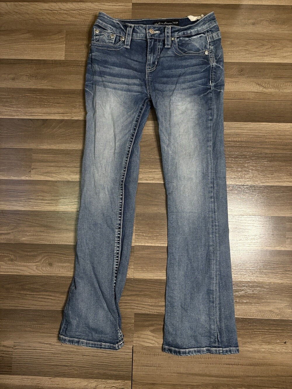 Stella In Dreams Women’s Embroidered Bootcut Jeans Size 9/29